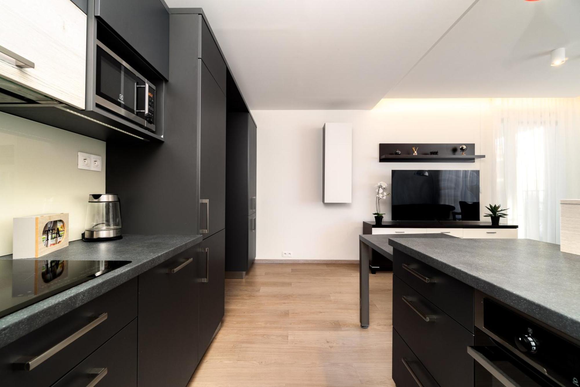 Bnb New Beautiful Apartment In The Center Of Ostrava With Option Garage Parking Exterior photo