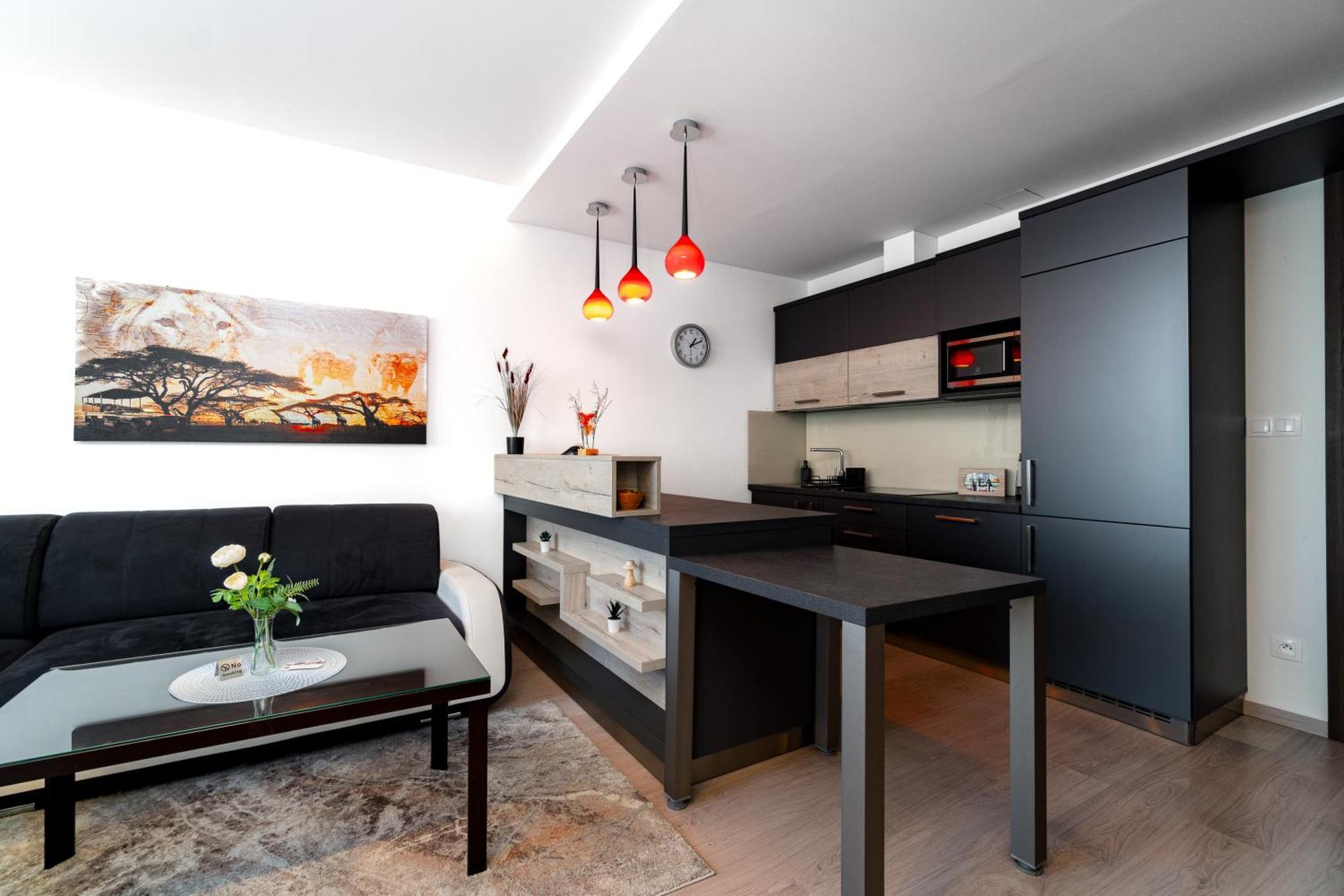 Bnb New Beautiful Apartment In The Center Of Ostrava With Option Garage Parking Exterior photo